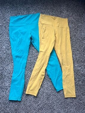 High-Waist Green and Mustard Leggings - Versatile Everyday Stretch